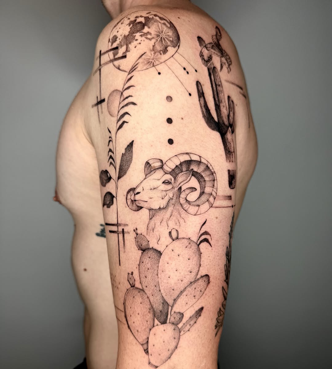 Tattoo by @mollymurrayink — black_and_grey, illustrative