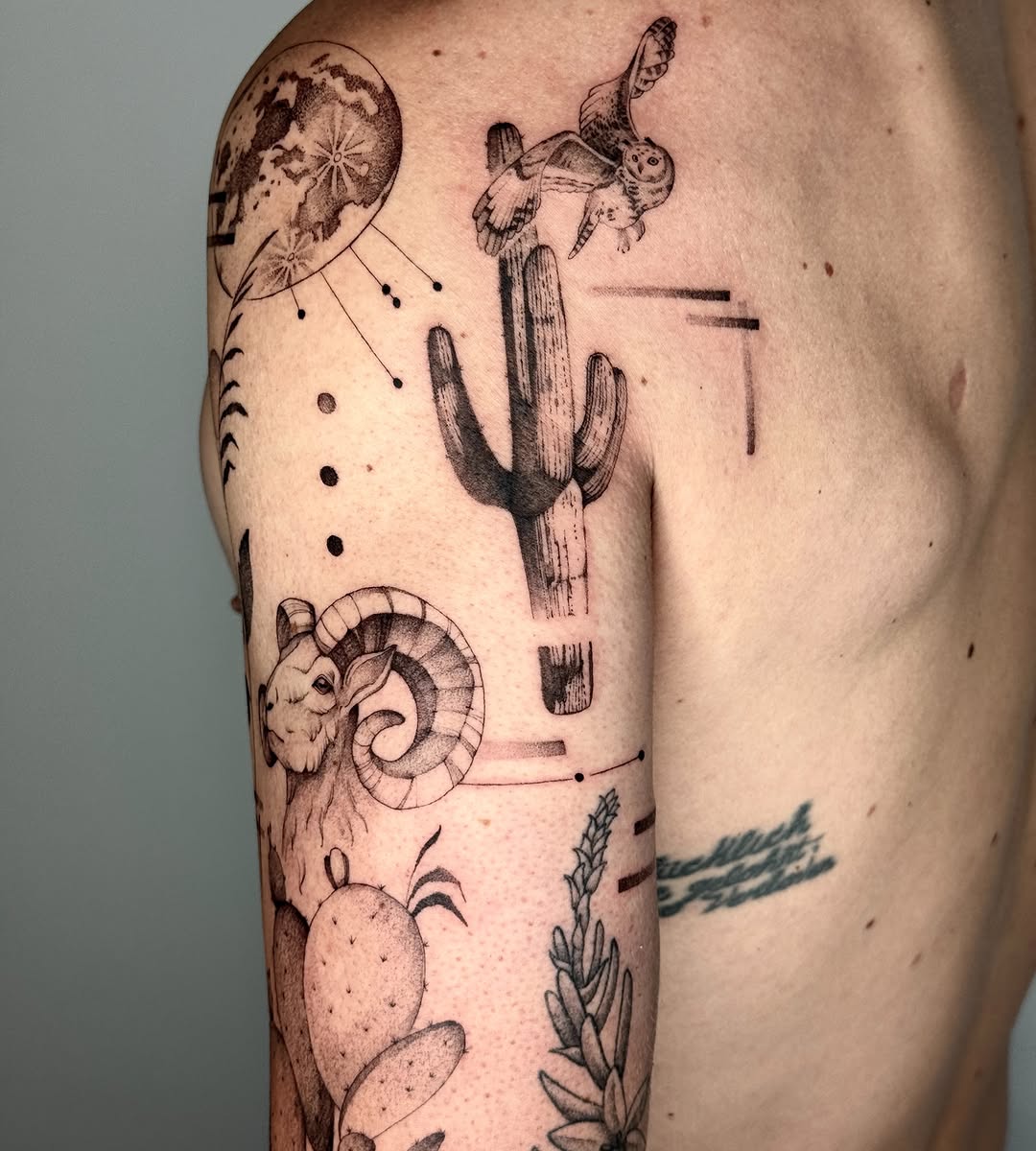 Tattoo by @mollymurrayink — illustrative, black_and_grey