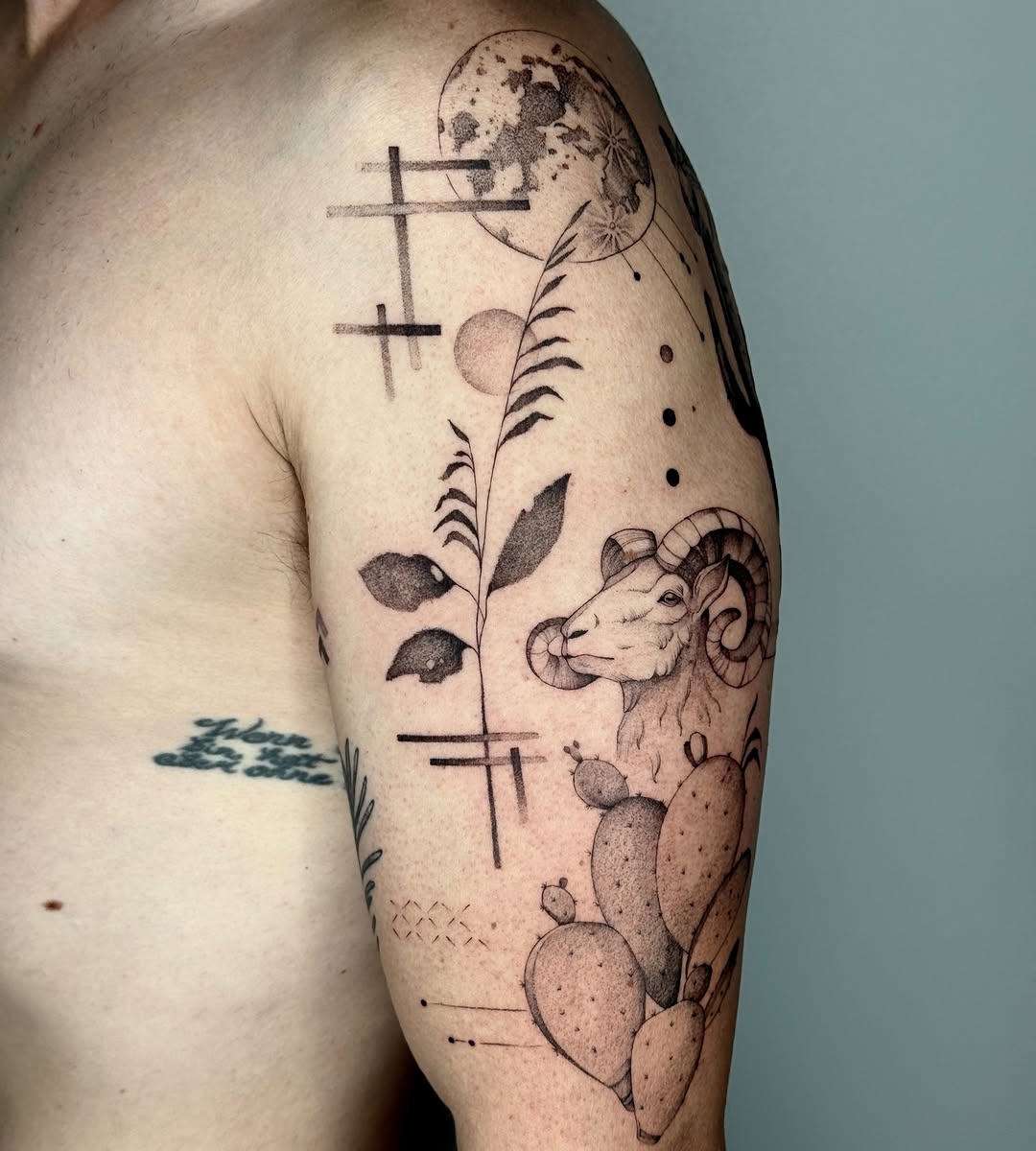 Tattoo by @mollymurrayink — illustrative, black_and_grey