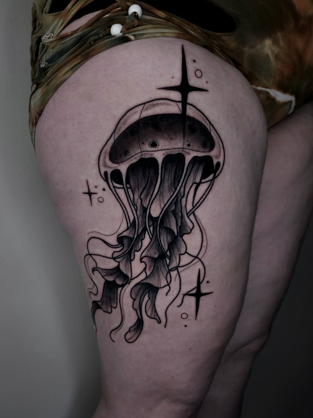 Tattoo by @emogirltattoo — black_and_grey, illustrative