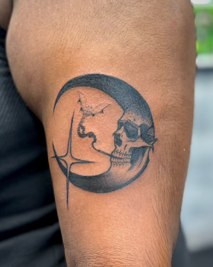 Tattoo by @d.soler_tattoo β black_and_grey