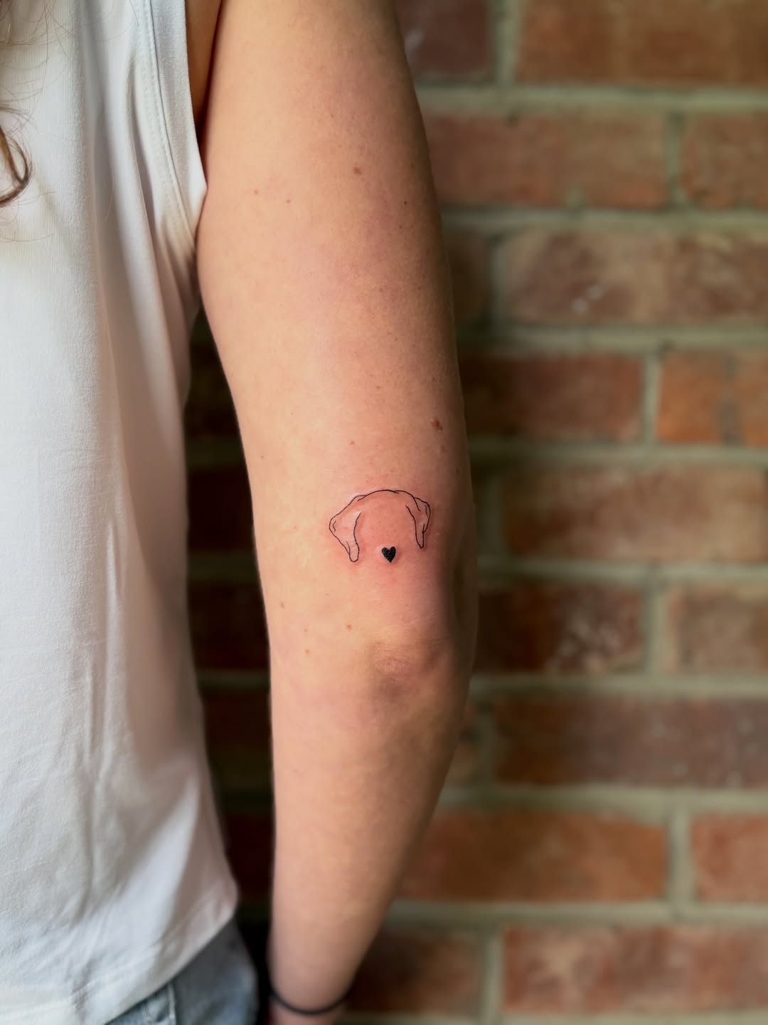 Tattoo by @n.libretti — fine_line, minimalist