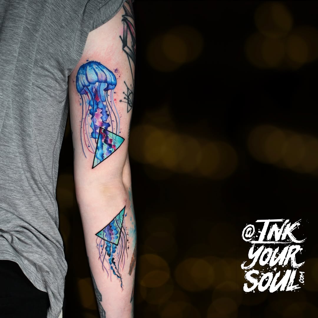 Tattoo by @inkyoursoul — watercolor, geometric