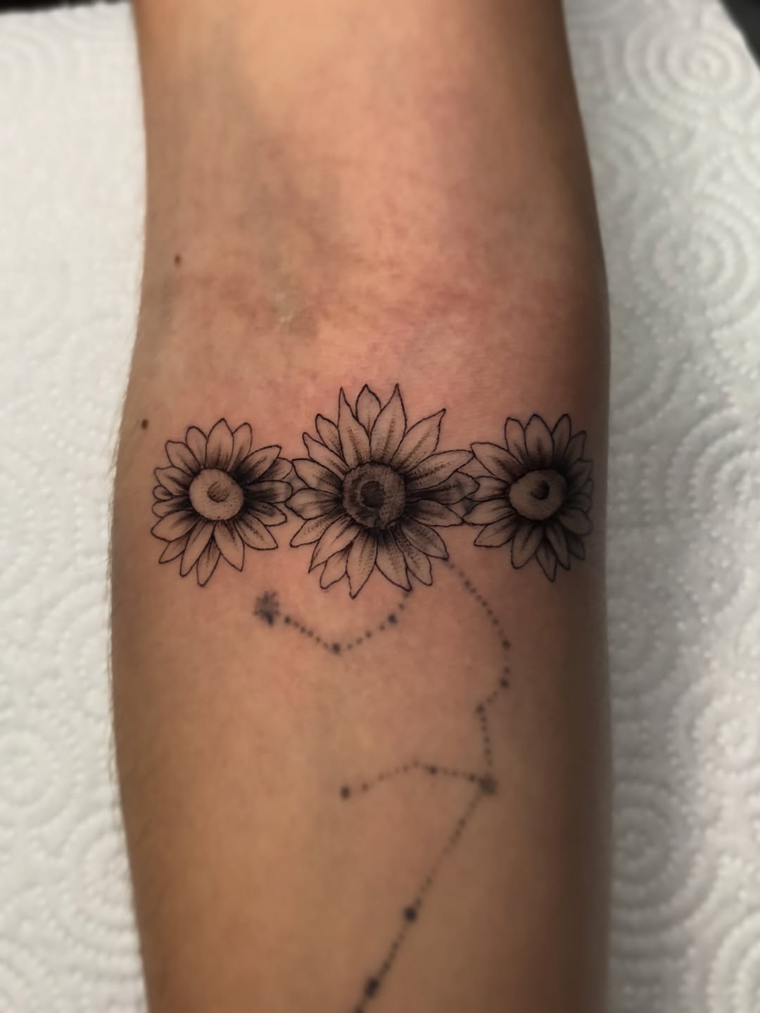 Tattoo by @messiastattooartist — fine_line