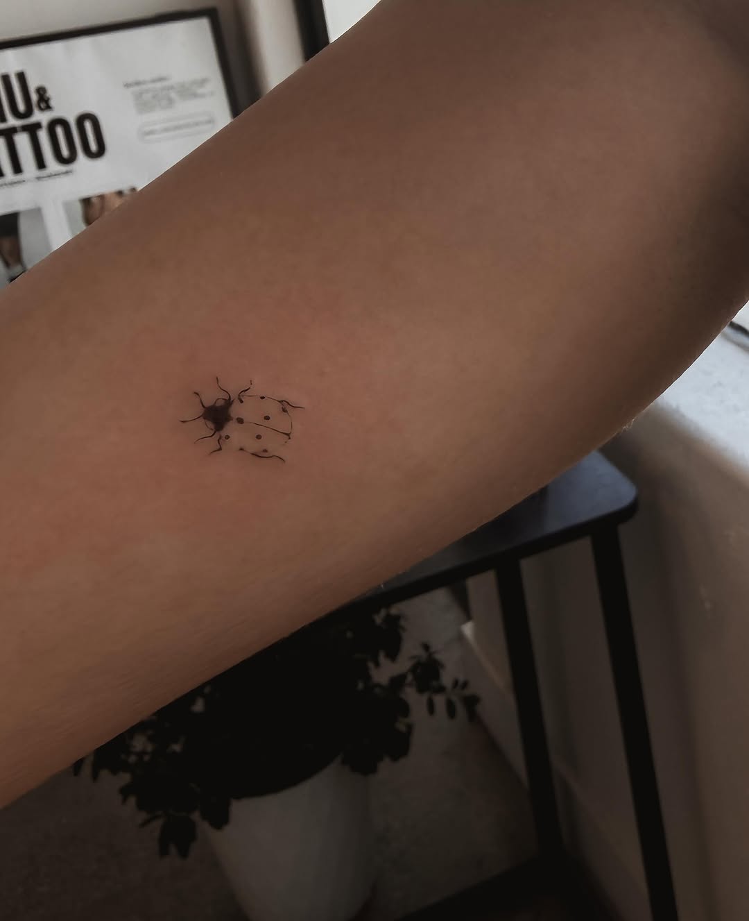 Tattoo by @red_rosalie_ โ fine_line, minimalist