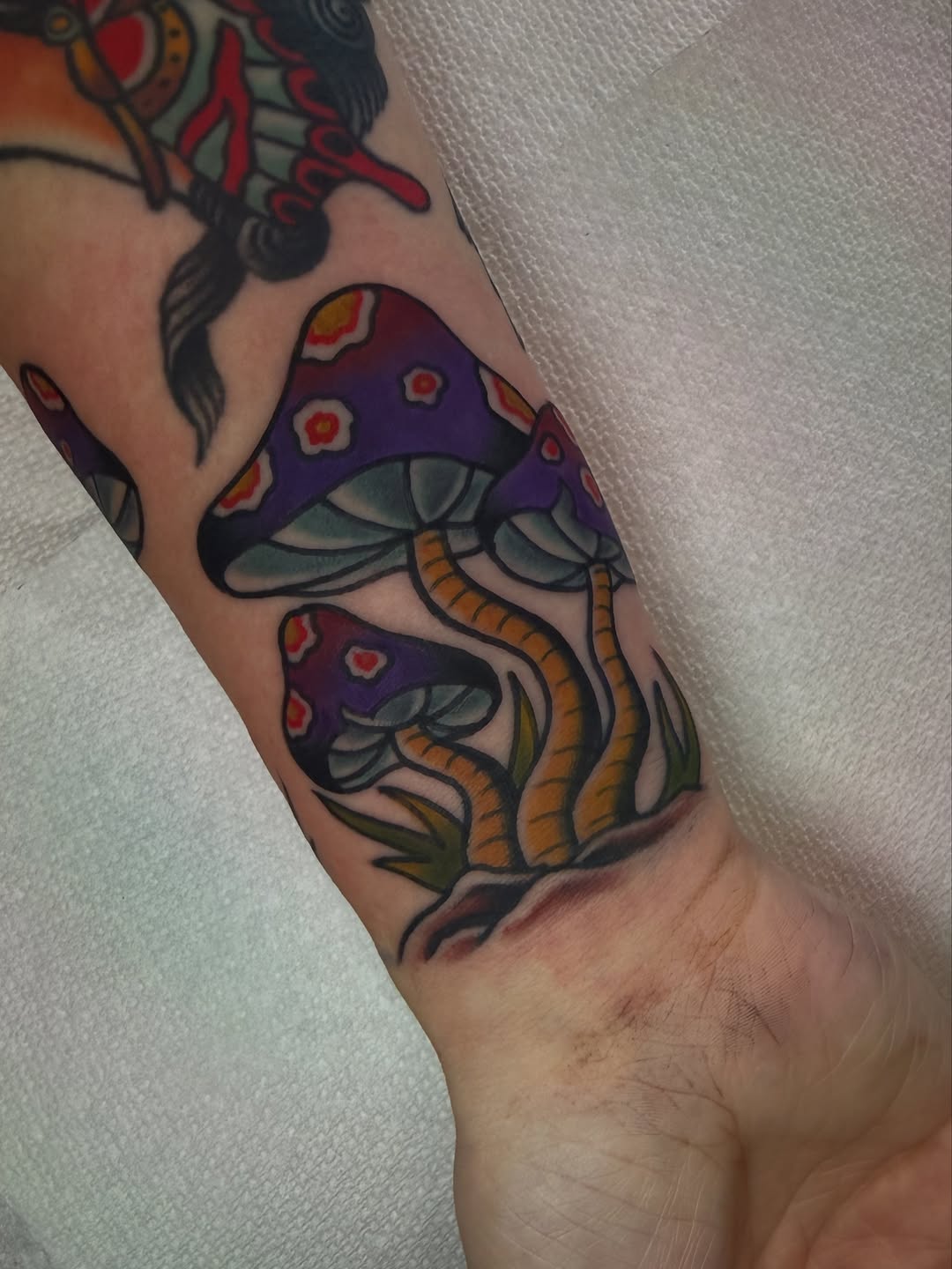 Tattoo by @tattoosbychrismikesell — american_traditional, illustrative