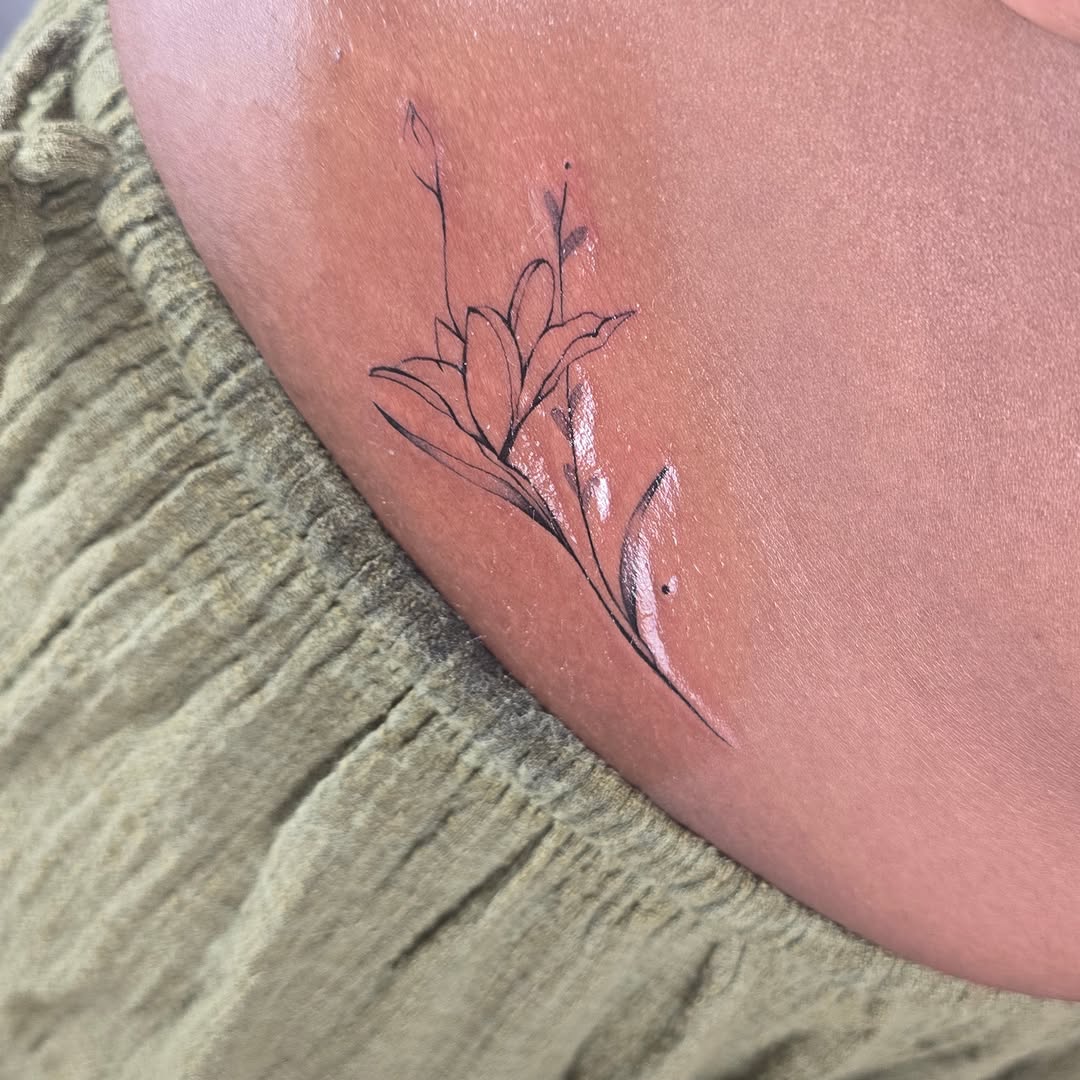 Tattoo by @danielbi.tattooart — fine_line