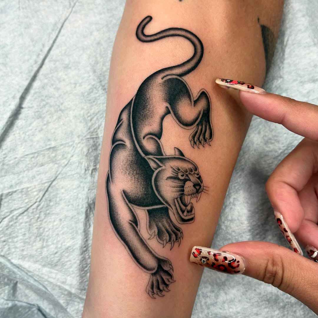 Tattoo by @tiyannagarlic — black_and_grey, realism