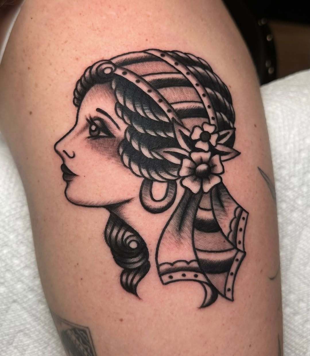 Tattoo by @zahra.tattoos — american_traditional, black_and_grey