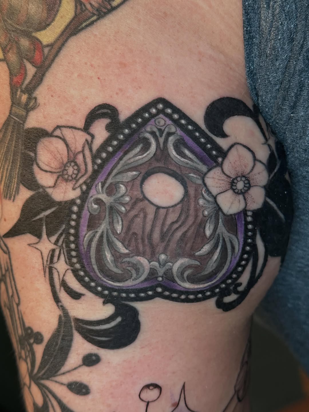 Tattoo by @katiehtattoos โ illustrative, black_and_grey