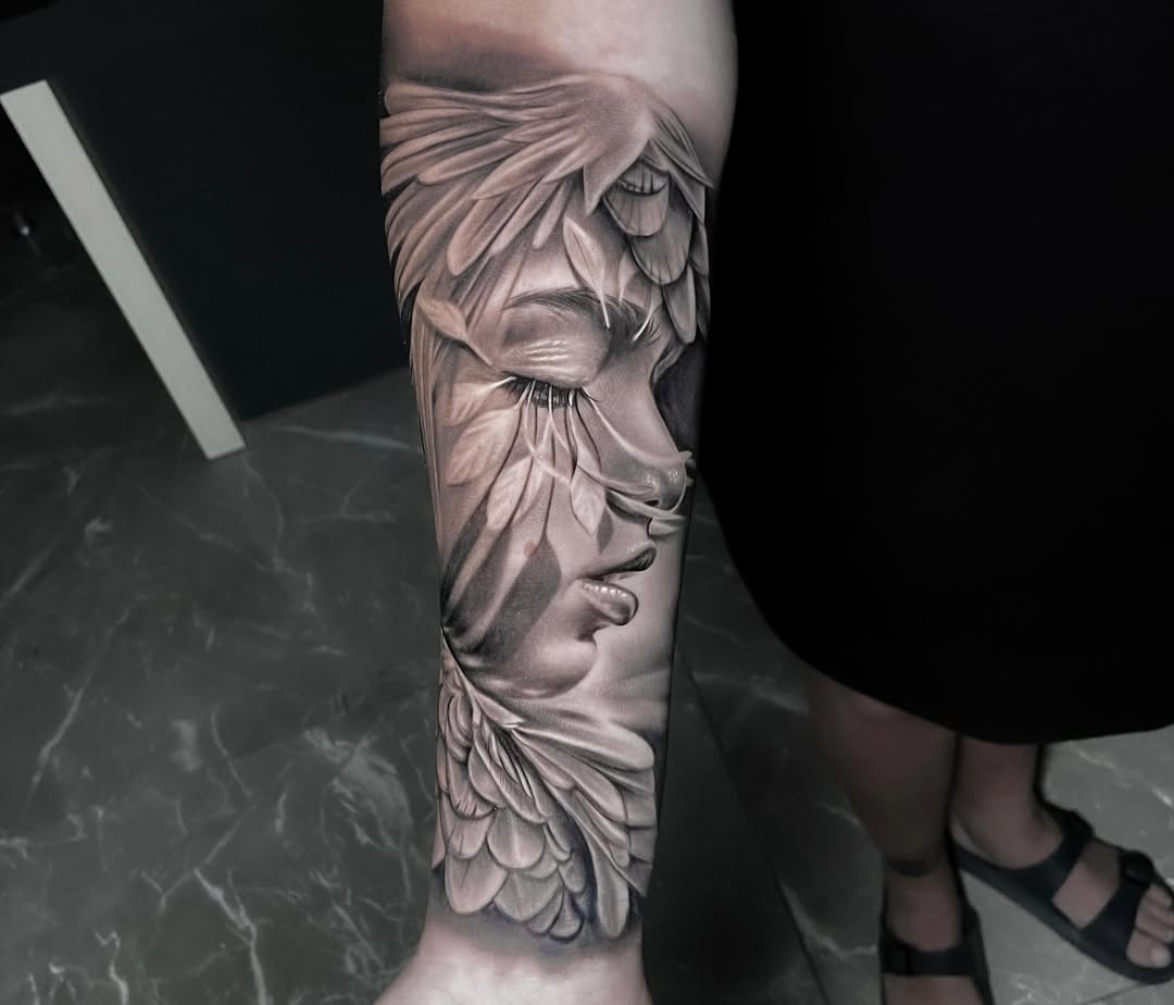 Tattoo by @serdarbolukbasi.ink — realism, black_and_grey