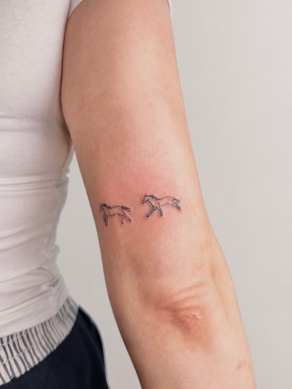 Tattoo by @inkbynicolee — fine_line, minimalist