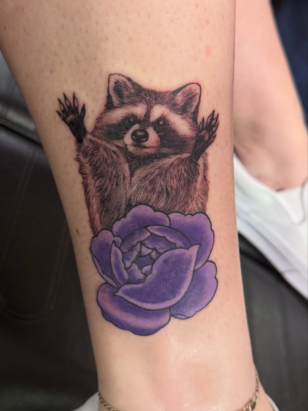 Tattoo by @tonitakaaa — realism, fine_line