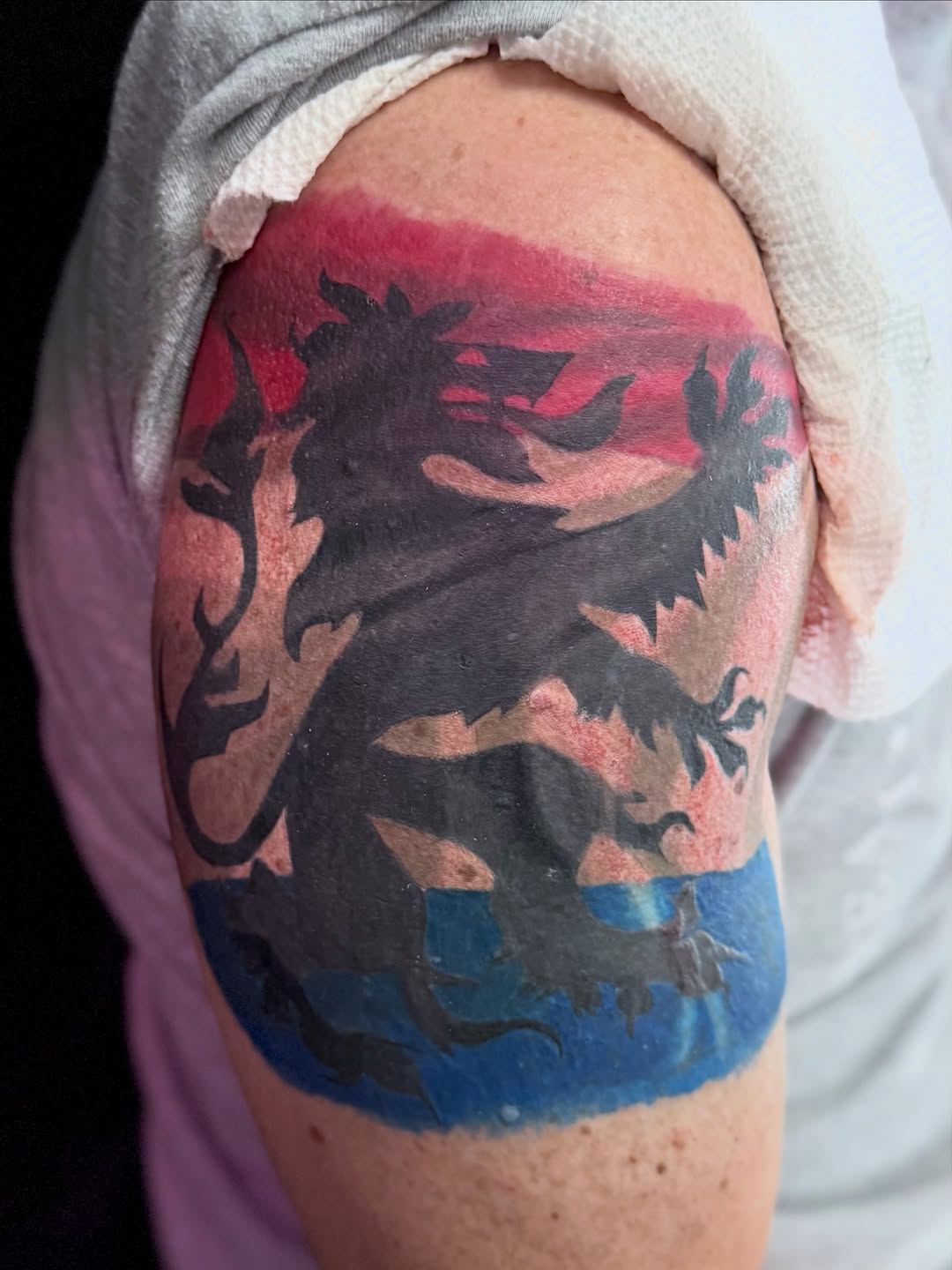 Tattoo by @tonitakaaa — blackwork, trash_polka
