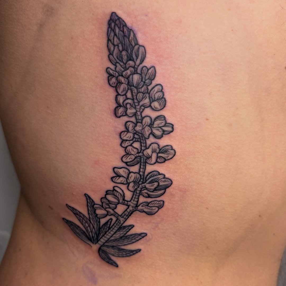 Tattoo by @taylorbeetattoo β black_and_grey
