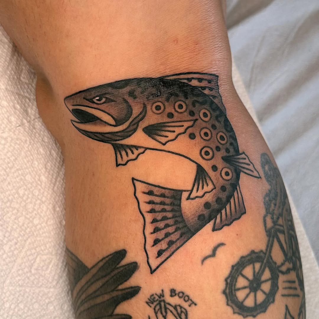Tattoo by @heiditattoo — american_traditional