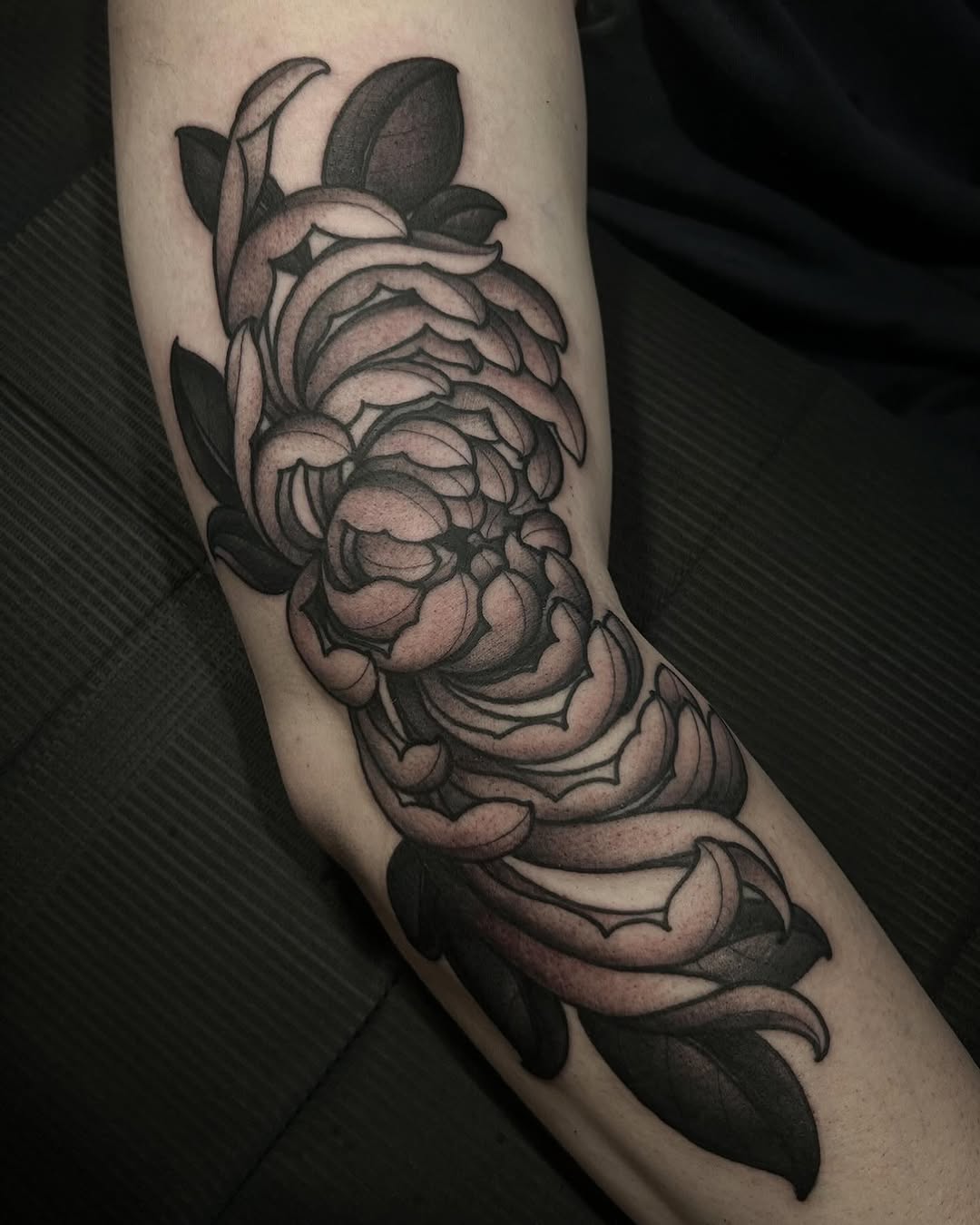 Tattoo by @karinatattoos β black_and_grey, illustrative