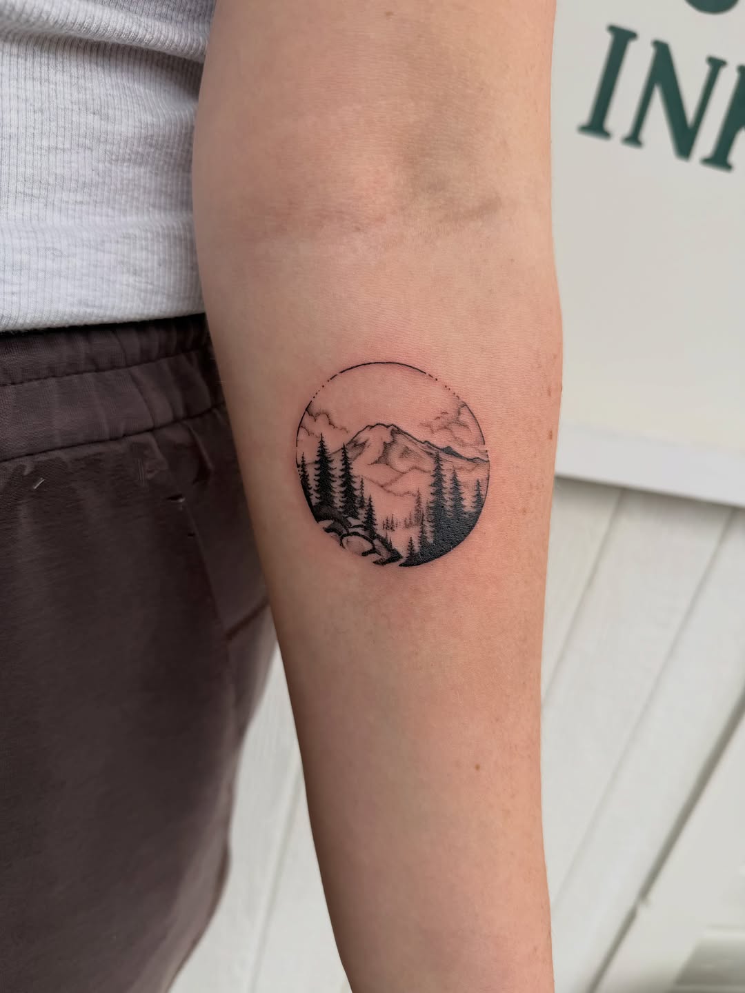 Tattoo by @kingtideink โ black_and_grey