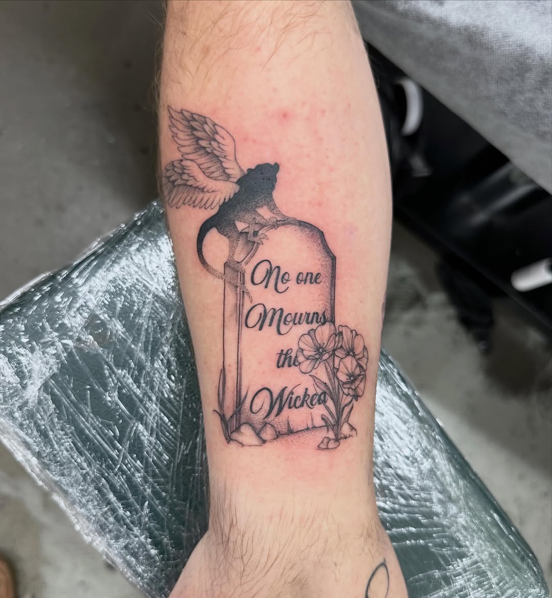 Tattoo by @lynds_tattoo โ lettering_script