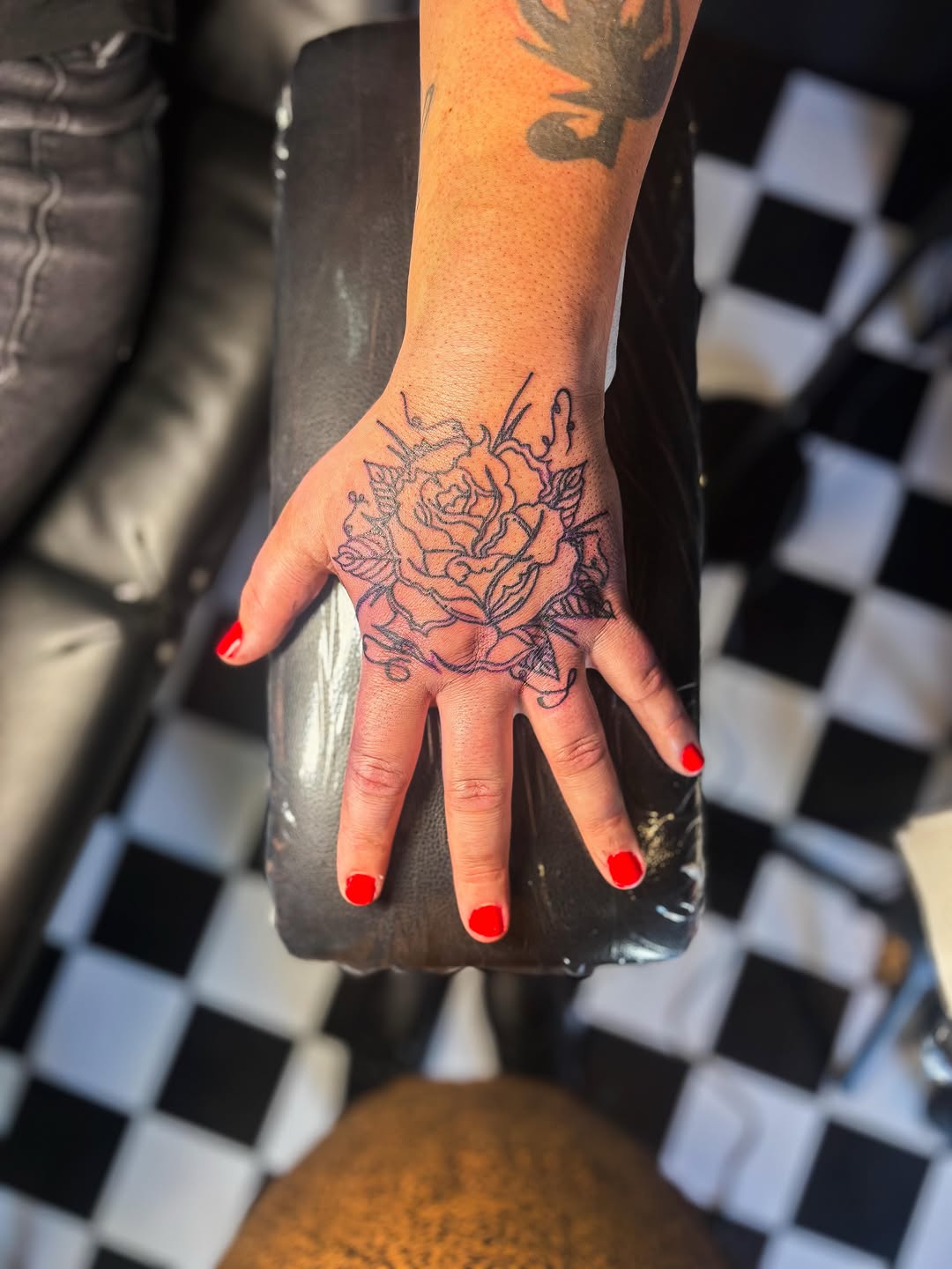 Tattoo by @waywardwildertattoos — fine_line