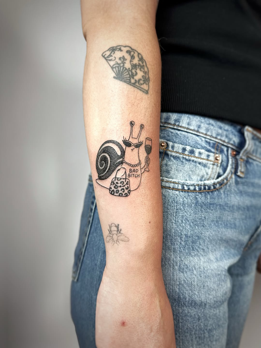Tattoo by @culottee.ttt — illustrative, lettering_script