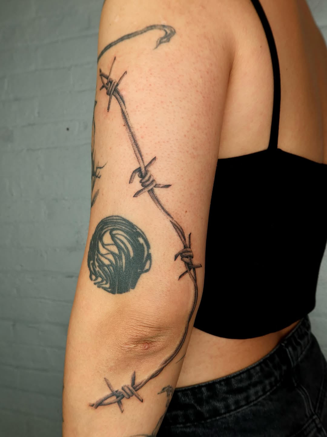 Tattoo by @el_kenny_ — illustrative, black_and_grey