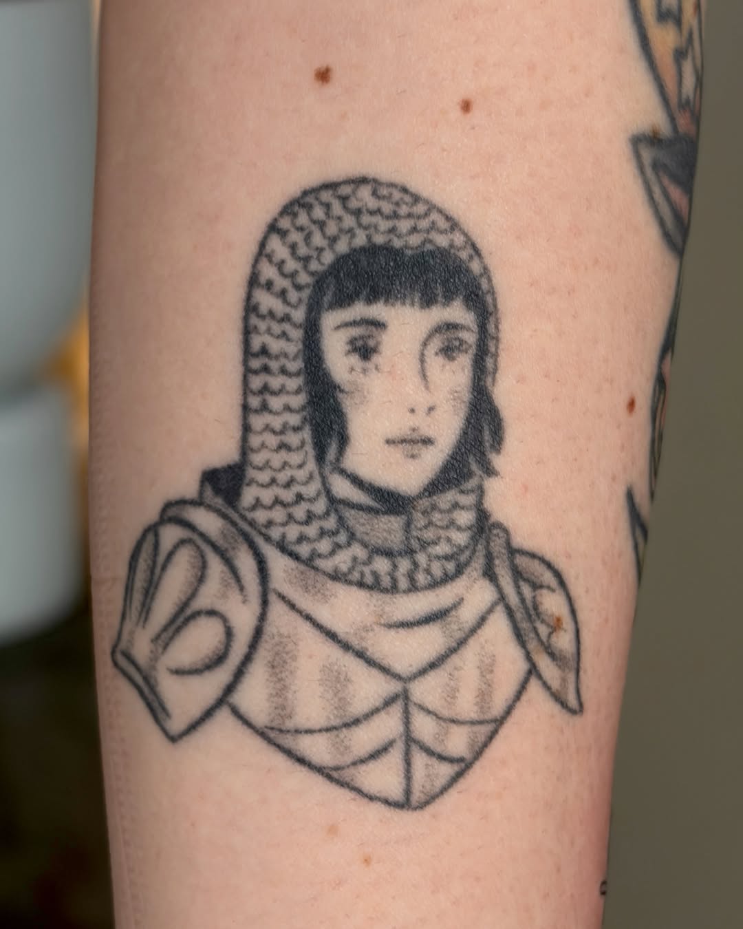Tattoo by @slxpxke — black_and_grey