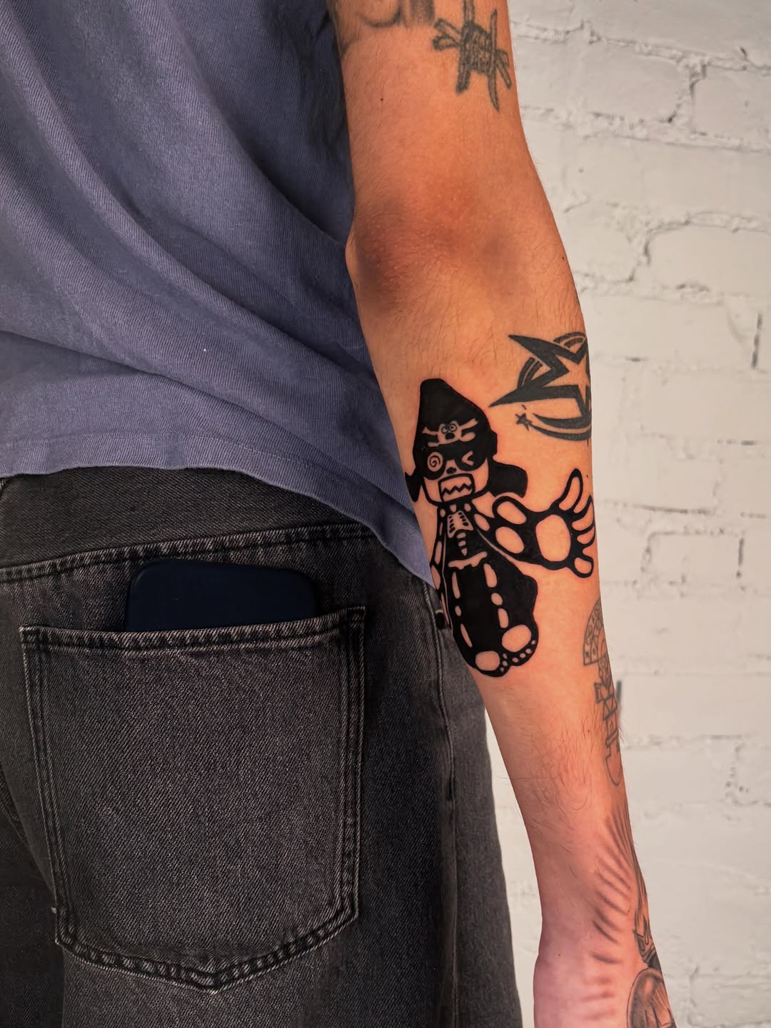 Tattoo by @uuptempo — blackwork