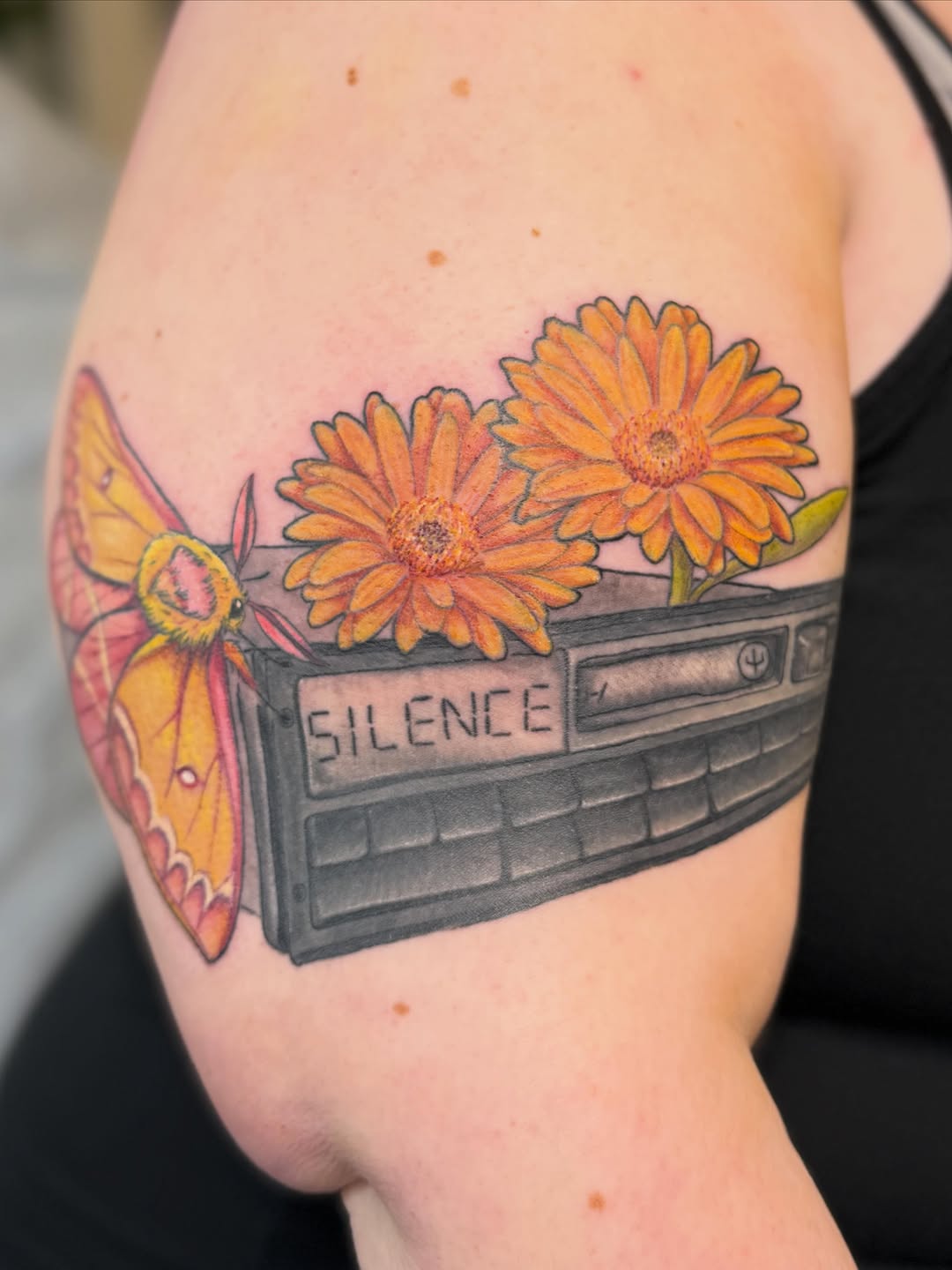 Tattoo by @krasuetattoo — realism, lettering_script