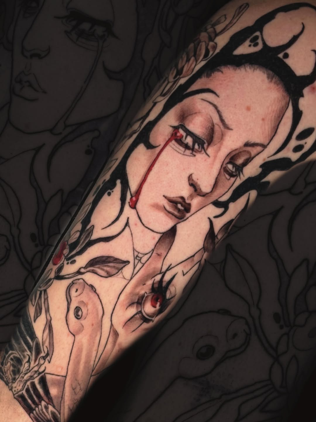 Tattoo by @mykymilk โ neo_traditional, black_and_grey