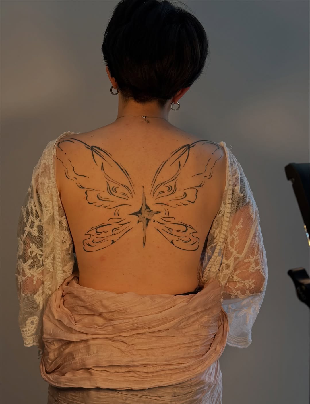 Tattoo by @tattedwithjaz — fine_line, minimalist