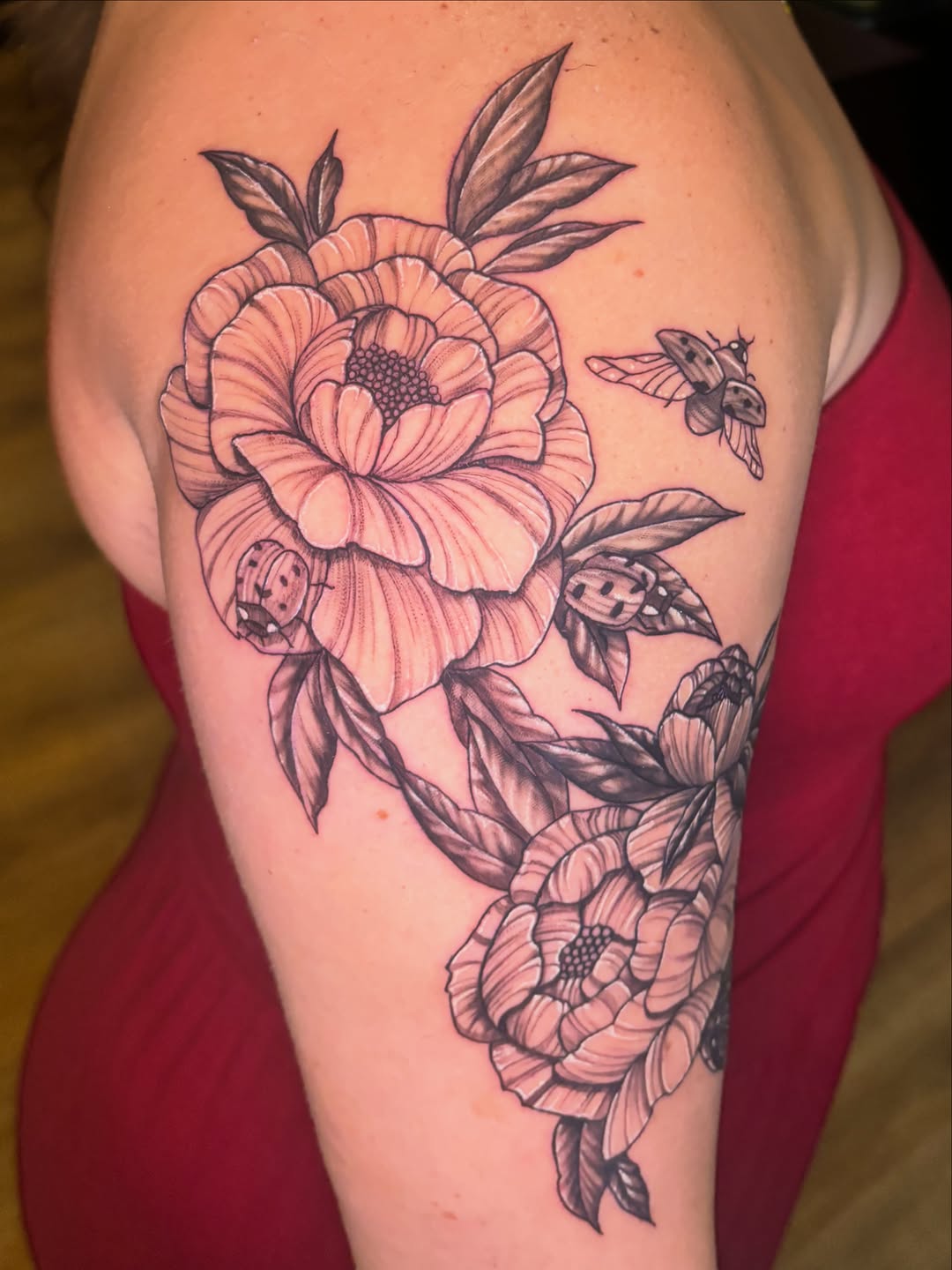 Tattoo by @kiwi.tatties — illustrative, black_and_grey