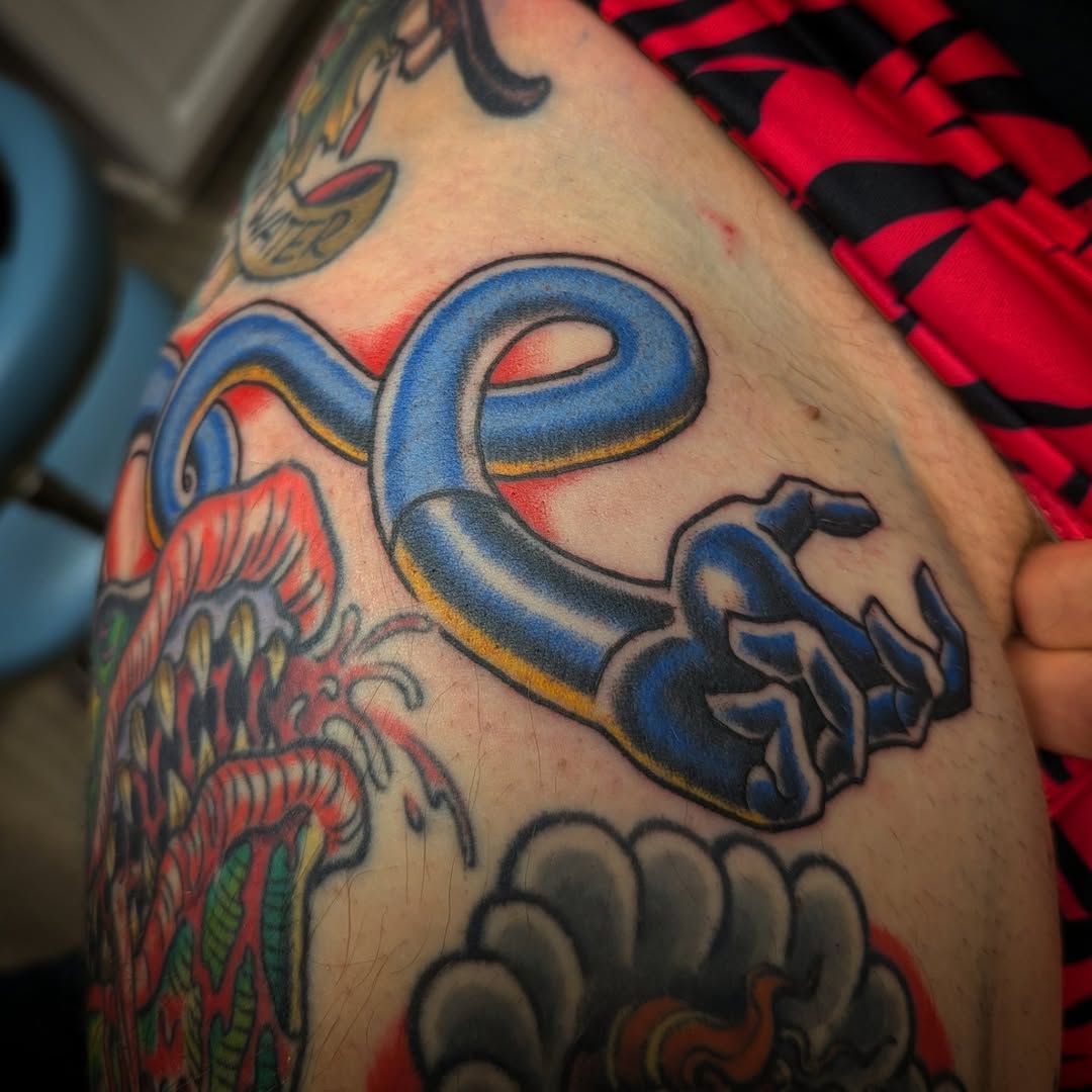 Tattoo by @rslegeltattoos — american_traditional