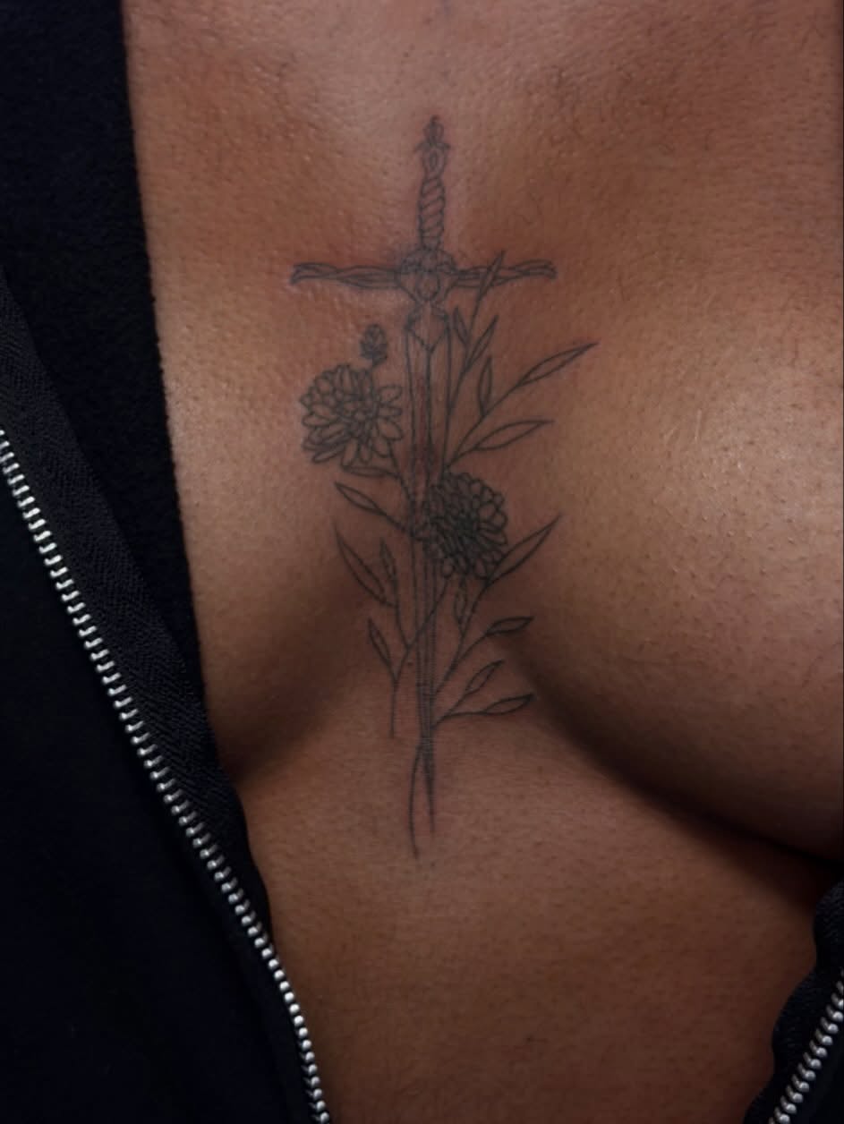 Tattoo by @tattookissshop β fine_line