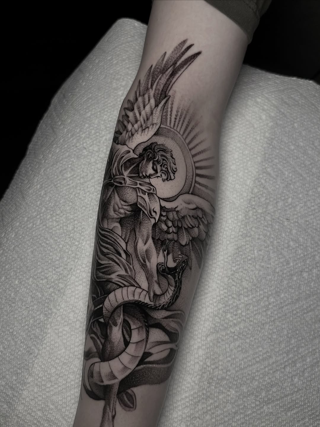 Tattoo by @rawb_tattoos β black_and_grey, realism