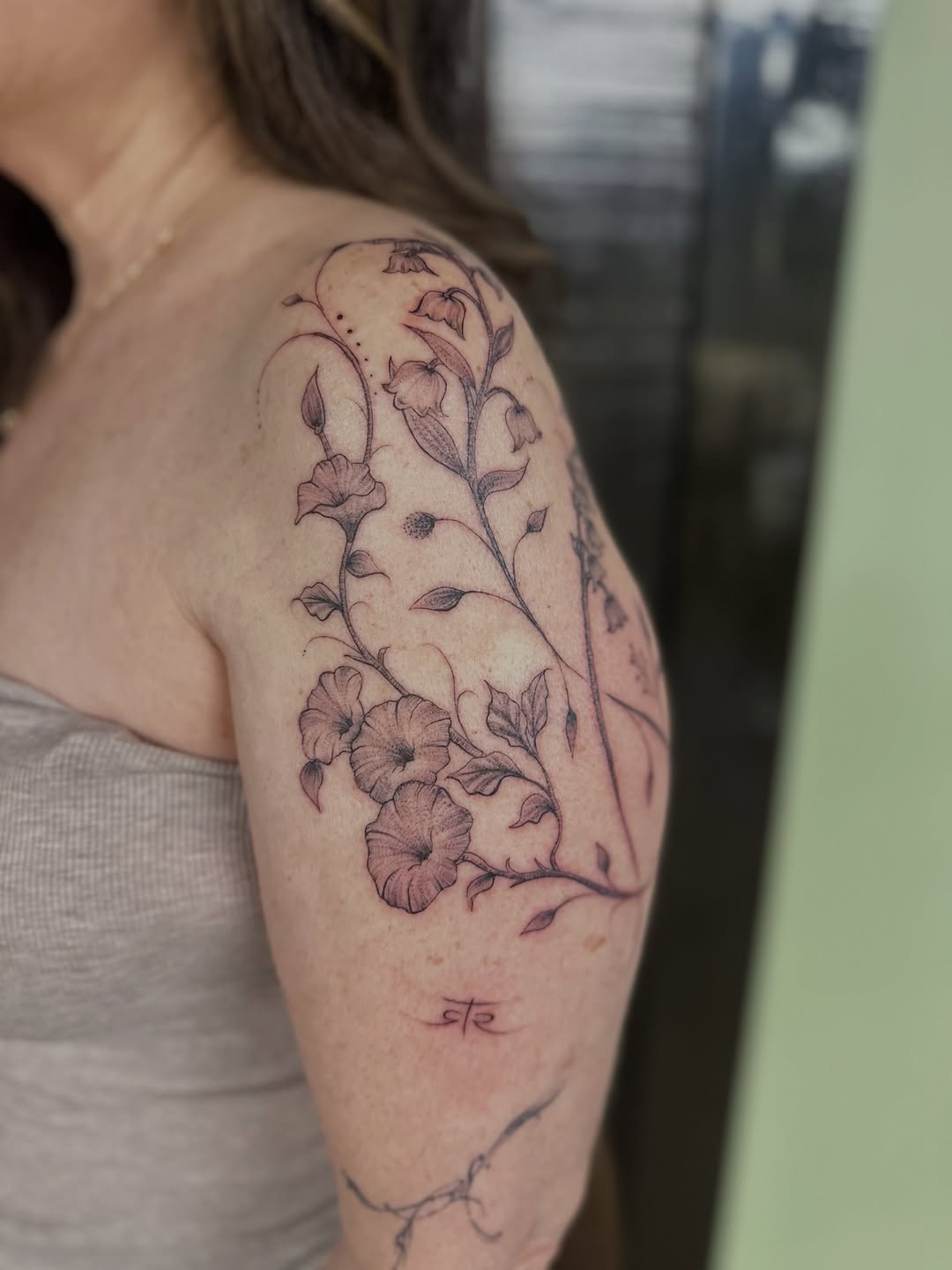 Tattoo by @tattoosbyric — fine_line