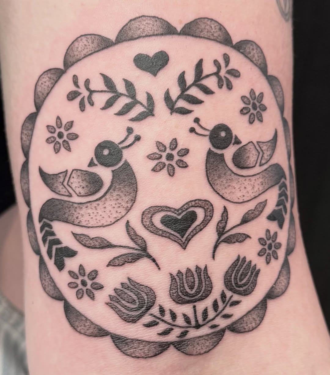 Tattoo by @lizglitztattoo — illustrative, dotwork
