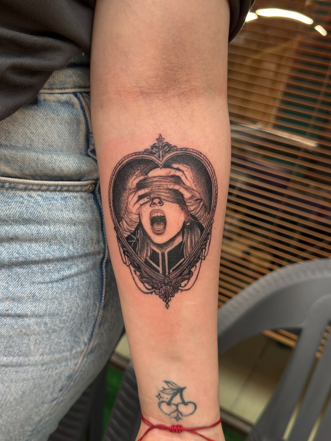 Tattoo by @relicglow_ink โ black_and_grey, realism