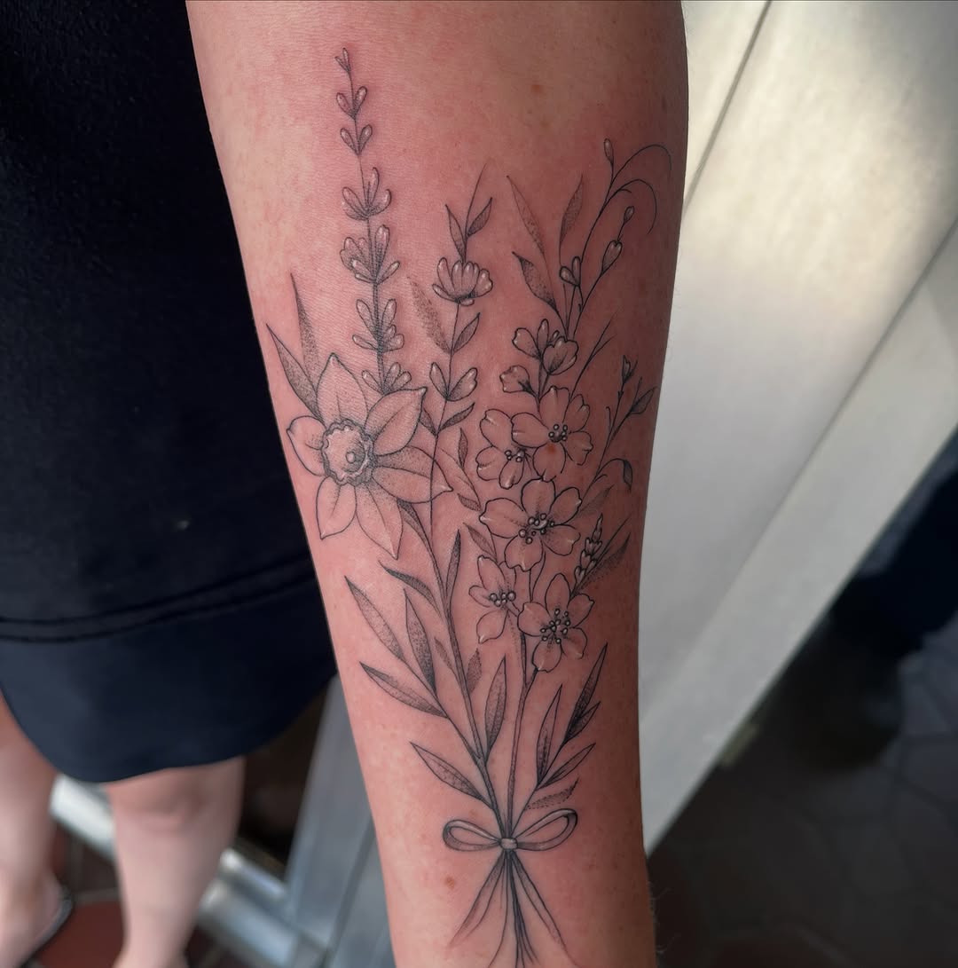 Tattoo by @swampzillla — fine_line, illustrative