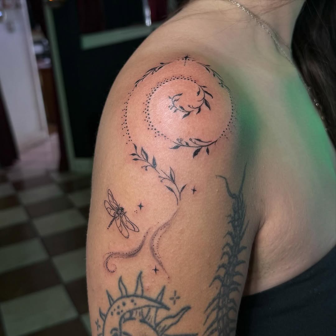 Tattoo by @inkbybugs — fine_line