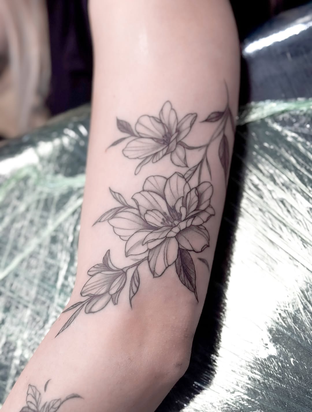 Tattoo by @tiagobrittotattoo โ fine_line