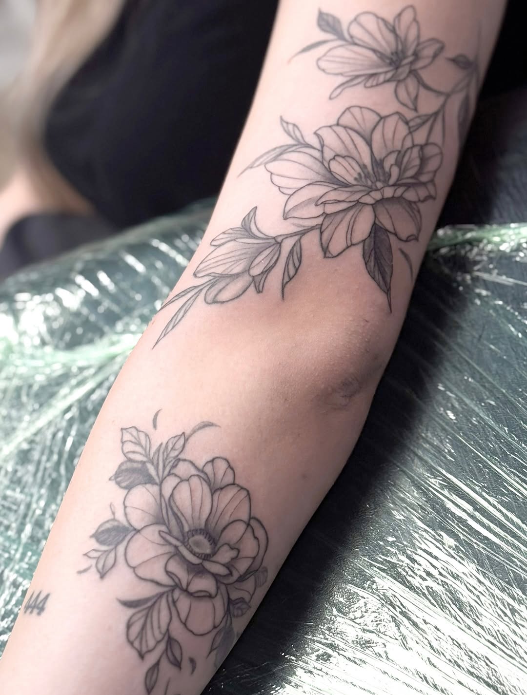 Tattoo by @tiagobrittotattoo โ fine_line