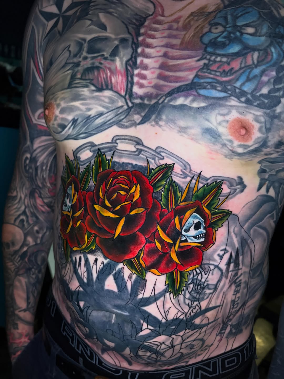 Tattoo by @luci.bat.tattoo β american_traditional, black_and_grey