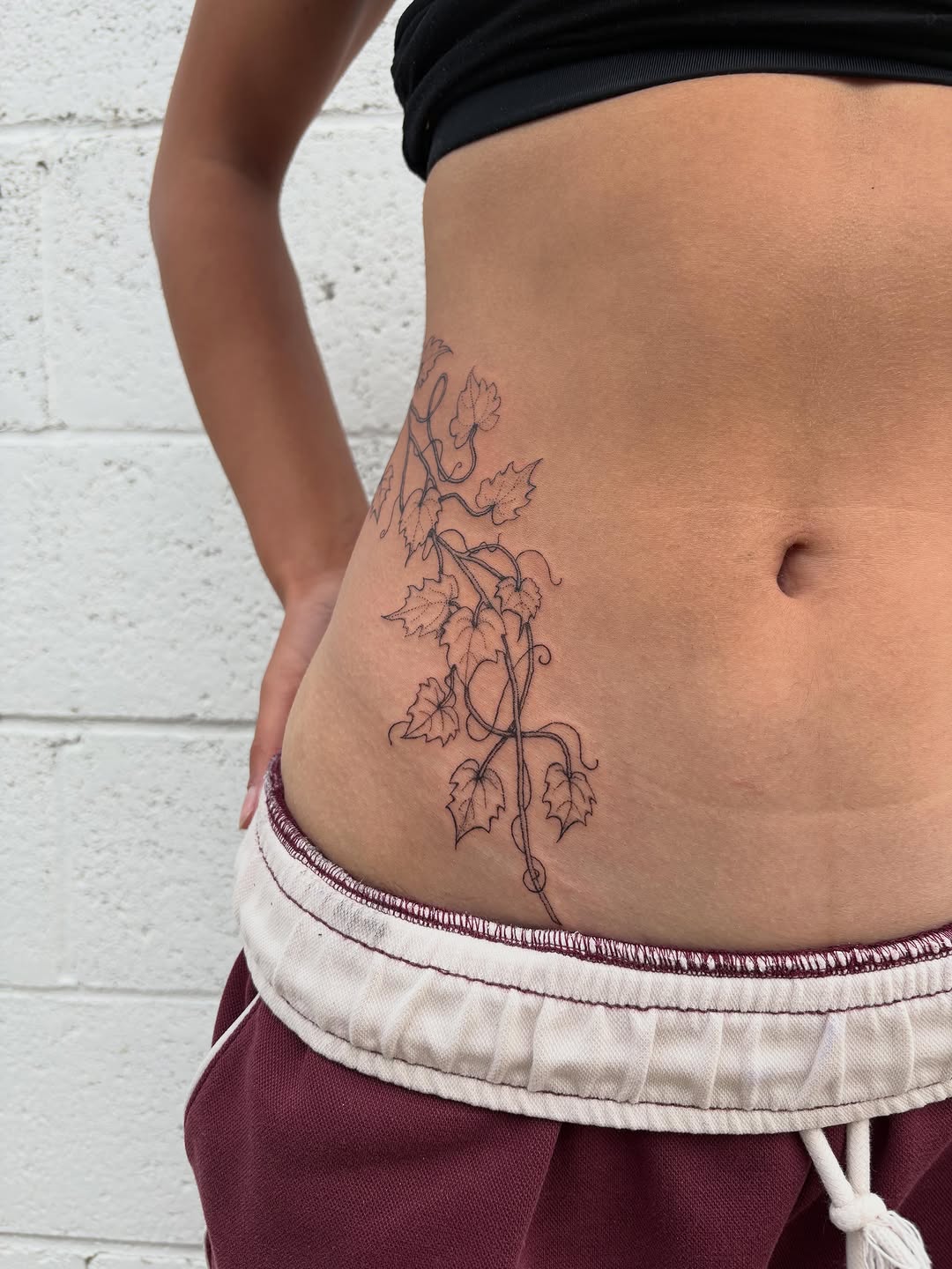 Tattoo by @apricot.pokes β fine_line