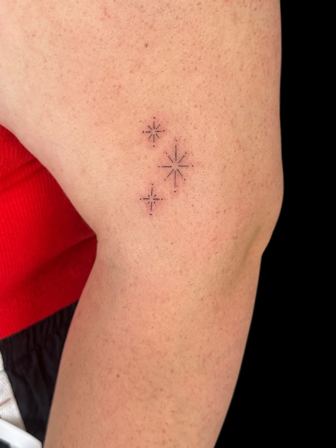 Tattoo by @visions.of.jules β fine_line, minimalist