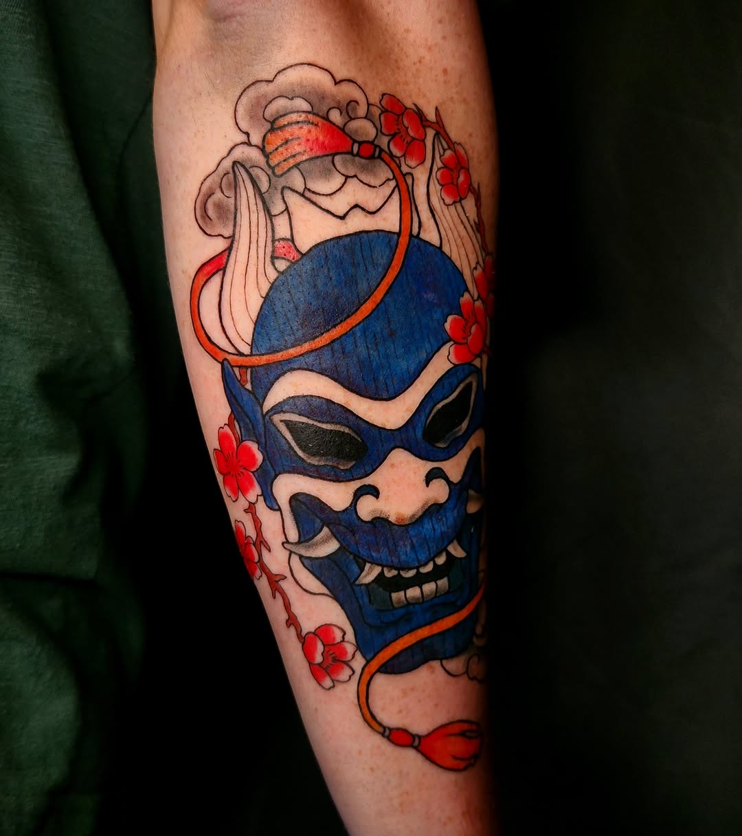 Tattoo by @grimsolaire_tattoos โ japanese_irezumi