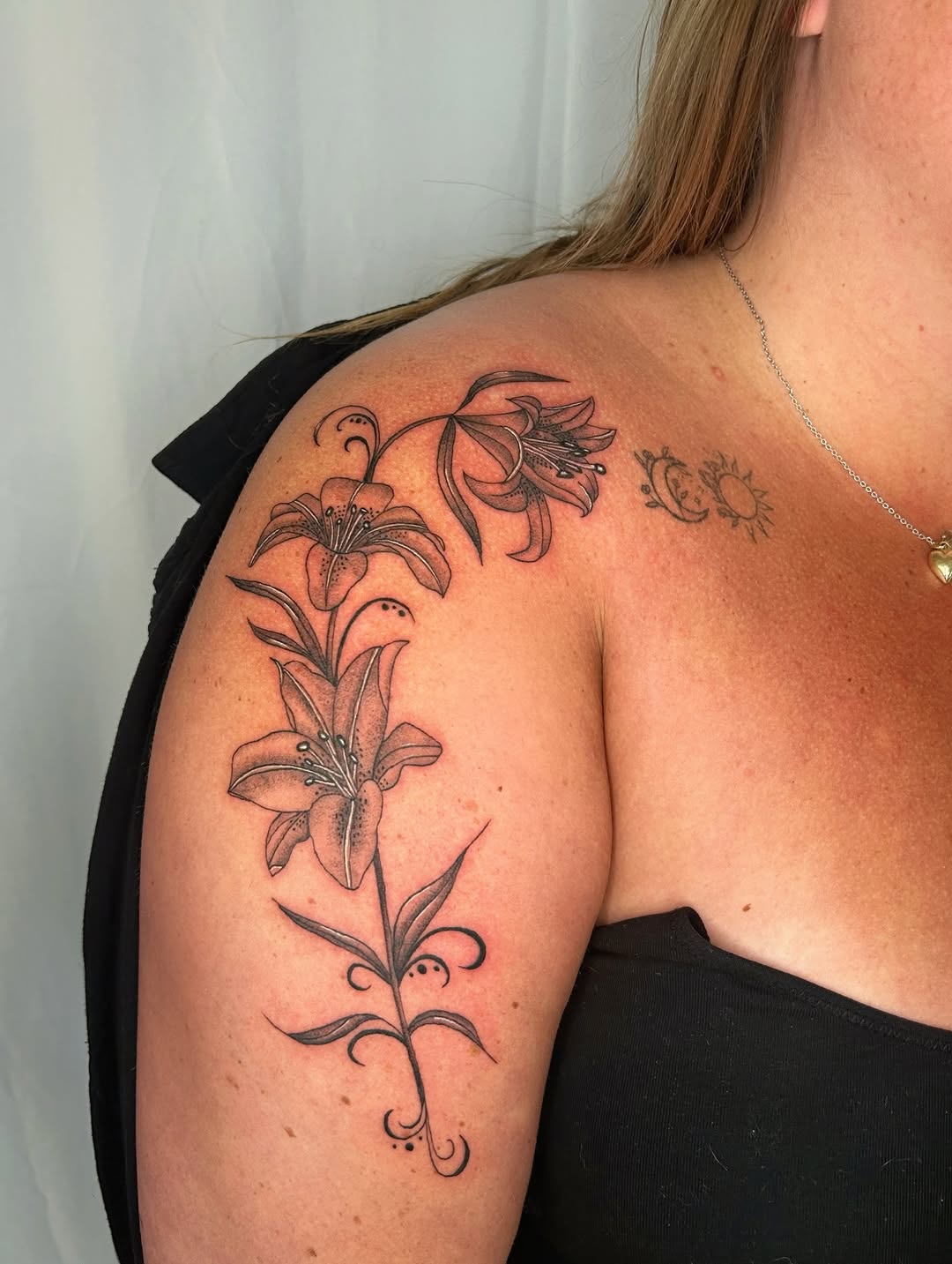 Tattoo by @sumtimesipaint — fine_line, black_and_grey