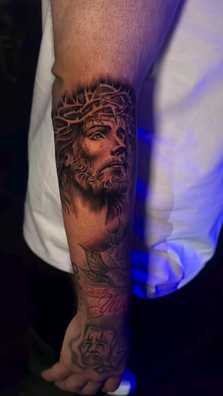 Tattoo by @lele_tattooart β realism, black_and_grey