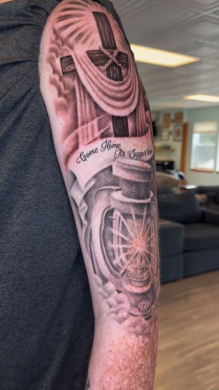 Tattoo by @marcosdavidart — black_and_grey, realism