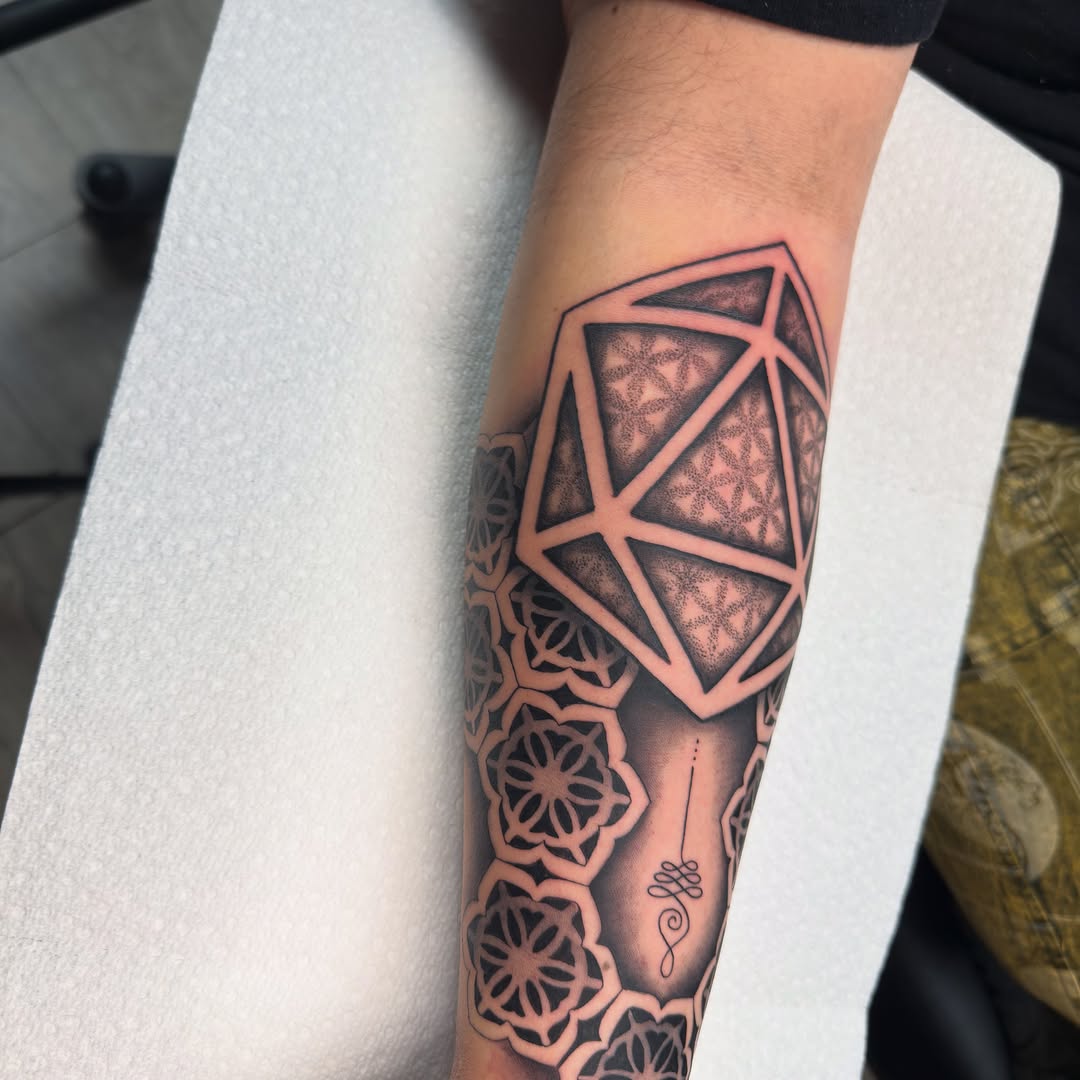 Tattoo by @justinhaytattoos โ geometric, dotwork